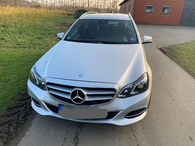 Gebraucht Mercedes E350 256 PS (188 kW) 2015 Silber Kombi