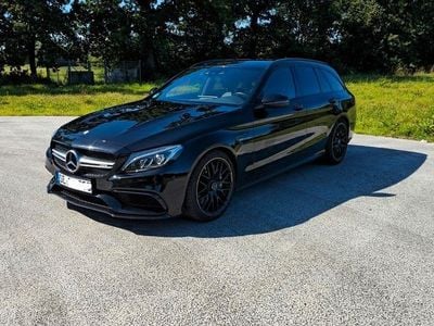 Mercedes C63 AMG