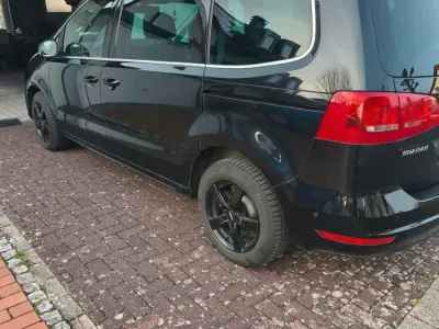 Brugt VW Sharan Highline 140 HK (102 kW) 2013 Sort MPV