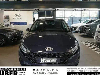 Brugt Hyundai i20 Trend 101 HK (74 kW) 2024 Grå Sedan