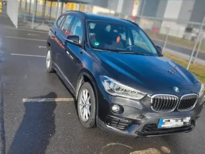 Gebraucht BMW X1 Sport Line 140 PS (102 kW) 2019 Schwarz SUV