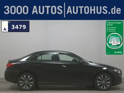 Używany Mercedes A250 218 KM (160 kW) 2022 Czarny Sedan/Limuzyna