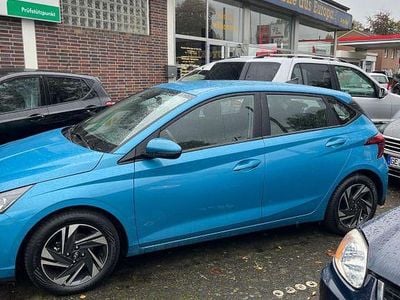 Gebraucht Hyundai i20 Style 84 PS (61 kW) 2020 Blau Kleinwagen