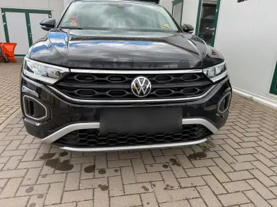 Gebraucht VW T-Roc Edition 115 PS (84 kW) 2025 Schwarz SUV