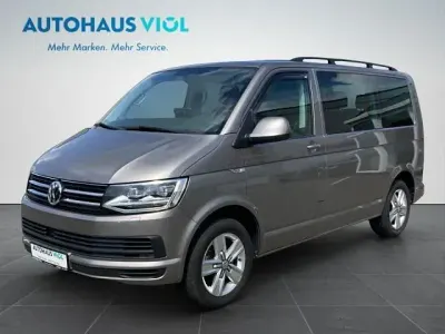 Gebraucht VW Multivan Comfortline 150 PS (110 kW) 2019 Mojave beige metallic Van / Kleinbus
