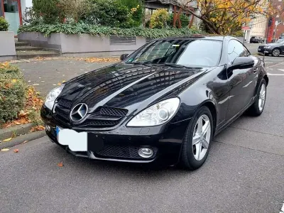 Second-hand Mercedes SLK200