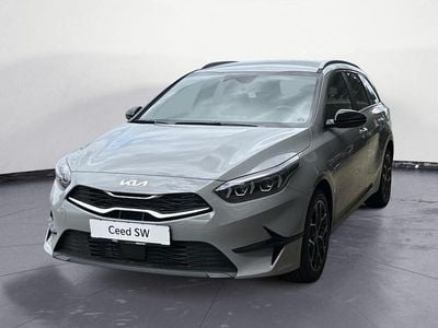 Neu Kia Ceed Sportswagon 101 PS (74 kW) 2025 Wolfgrau metallic Kombi