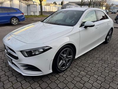 Gebraucht Mercedes A200 AMG line 163 PS (119 kW) 2019 Weiß Limousine