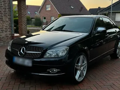 Używany Mercedes C280 Avantgarde 231 KM (169 kW) 2007 Czarny Sedan/Limuzyna