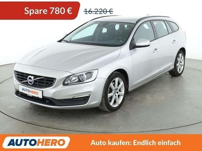 Gebraucht Volvo V60 Business Edition 150 PS (110 kW) 2016 Grau Kombi