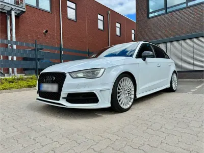 Gebraucht Audi S3 Sport 300 PS (220 kW) 2014 Weiß Limousine