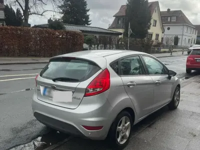 Brugt Ford Fiesta 95 HK (69 kW) 2011 Sølv Hatchback