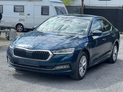 Gebraucht Skoda Octavia Business Line 150 PS (110 kW) 2022 Blau Limousine