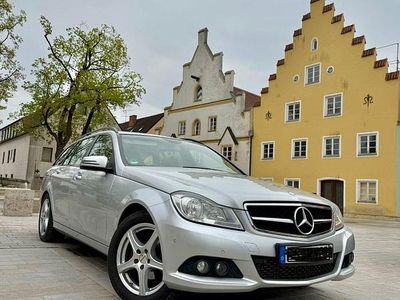 Gebraucht Mercedes C200 136 PS (100 kW) 2012 Silber Kombi