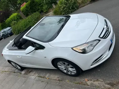 Gebraucht Opel Cascada Innovation 140 PS (102 kW) 2015 Weiß Cabrio