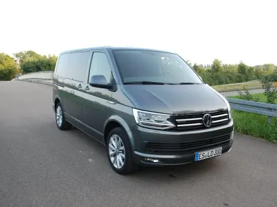 Gebraucht VW Multivan 204 PS (150 kW) 2016 Grau Van / Kleinbus