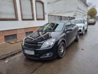 Opel Astra GTC