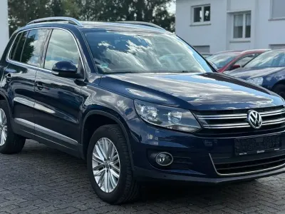 Gebraucht VW Tiguan Cup 140 PS (102 kW) 2015 Blau SUV