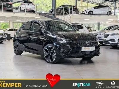 Gebraucht Opel Corsa-e 100 kW (136 PS) 2023 Schwarz Kleinwagen
