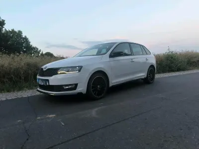 Gebraucht Skoda Rapid Monte Carlo 110 PS (80 kW) 2018 Weiß Kleinwagen