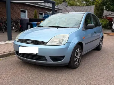 Gebraucht Ford Fiesta 69 PS (50 kW) 2005 Blau Kleinwagen