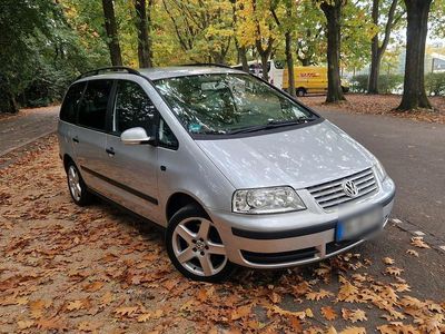 VW Sharan