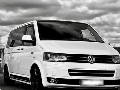 Gebraucht VW Multivan Edition 180 PS (132 kW) 2012 Weiß Van / Kleinbus