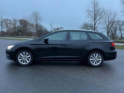 Schwarz Gebraucht 2020 Seat Leon Style Limousine | 14.750 € (Guter Preis)