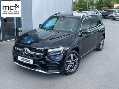 Mercedes GLB220