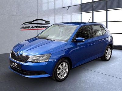 Gebraucht Skoda Fabia Ambition 96 PS (70 kW) 2018 Blau Limousine