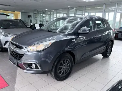 Gebraucht Hyundai ix35 Comfort 116 PS (85 kW) 2011 Piston grey SUV
