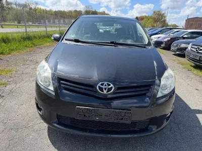 Brugt Toyota Auris Life 90 HK (66 kW) 2010 Sort Hatchback