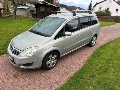 Gebraucht Opel Zafira 140 PS (102 kW) 2008 Andere farben Van / Kleinbus