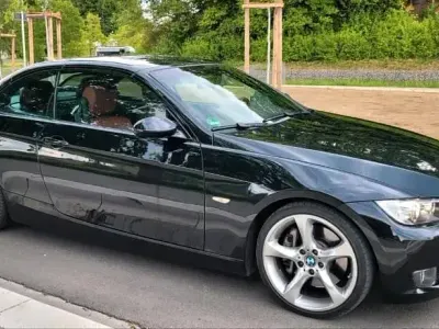 Gebraucht BMW 335 Cabriolet 306 PS (225 kW) 2007 Schwarz Cabrio