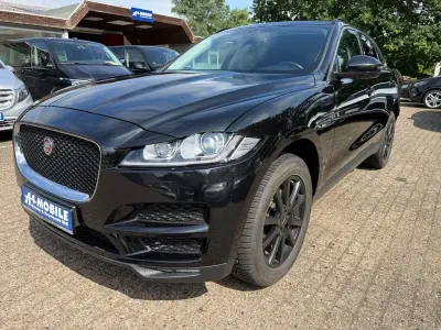 Gebraucht Jaguar F-Pace Prestige 300 PS (220 kW) 2017 Schwarz (metallic) SUV