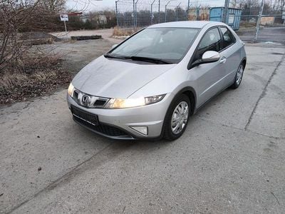Silber Gebraucht 2009 Honda Civic Limousine | 4.700 €