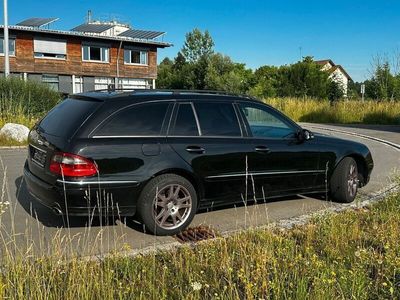 Mercedes E320
