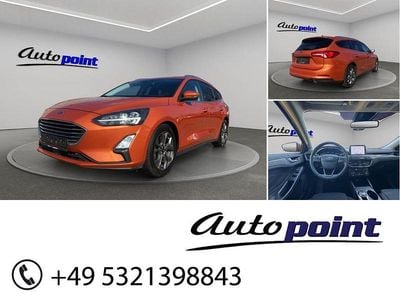 Usata Ford Focus Titanium 120 CV (88 kW) 2019 Arancione Berlina