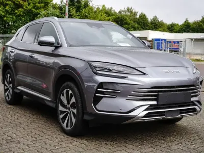 Neu BYD Seal U Design 160 kW (218 PS) 2026 Grau SUV