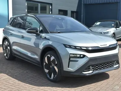 Neu Skoda Elroq RS 250 kW (340 PS) 2026 Smokey diamondsilber metallic SUV