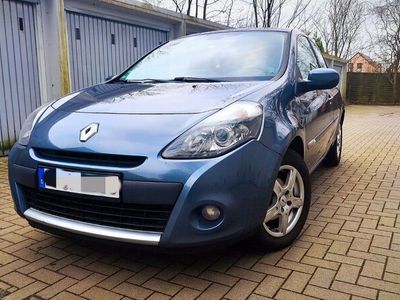 gebraucht Renault Clio Night & Day TCE 100 Eco2 Voll Ausstattung