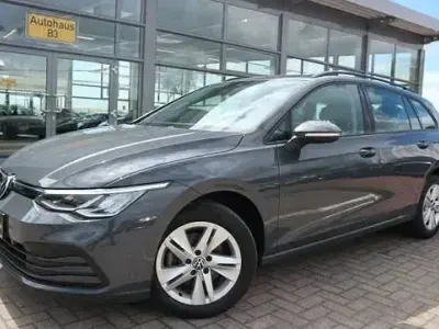 Gebraucht VW Golf VIII Life 110 PS (80 kW) 2021 Andere Kombi
