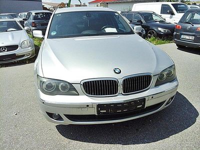 Usata BMW 730 Sport Line 232 CV (170 kW) 2007 Argento Berlina