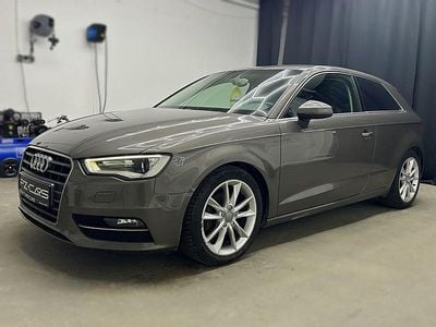 Gebraucht Audi A3 Sport 122 PS (89 kW) 2013 Grau Limousine