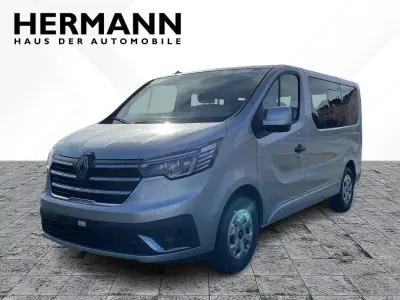 Neu Renault Trafic Evolution 150 PS (110 kW) 2026 Highlandgrau metallic (grau) Van / Kleinbus