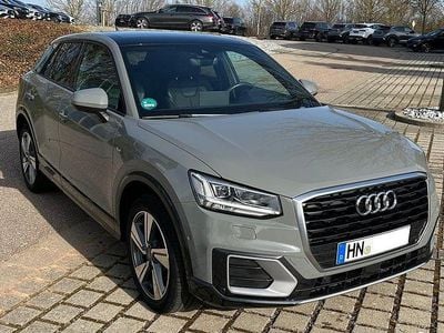 Gebraucht Audi Q2 S-Line 150 PS (110 kW) 2018 Grau SUV
