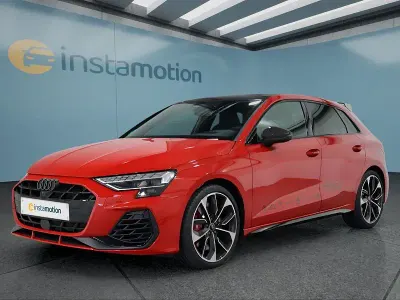 Gebraucht Audi S3 333 PS (244 kW) 2026 Rot Limousine