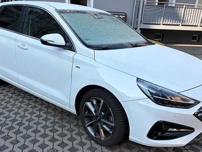 Usata Hyundai i30 160 CV (117 kW) 2022 Bianco Berlina