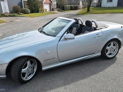 Gebraucht Mercedes SLK230 193 PS (141 kW) 1997 Silber Cabrio