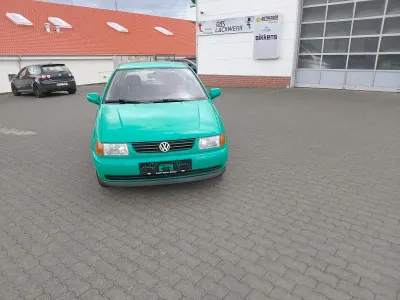 Gebraucht VW Polo 55 PS (40 kW) 1995 Grün Kleinwagen